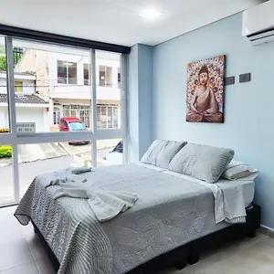 https://the-view-apartments.cali-hotels.com