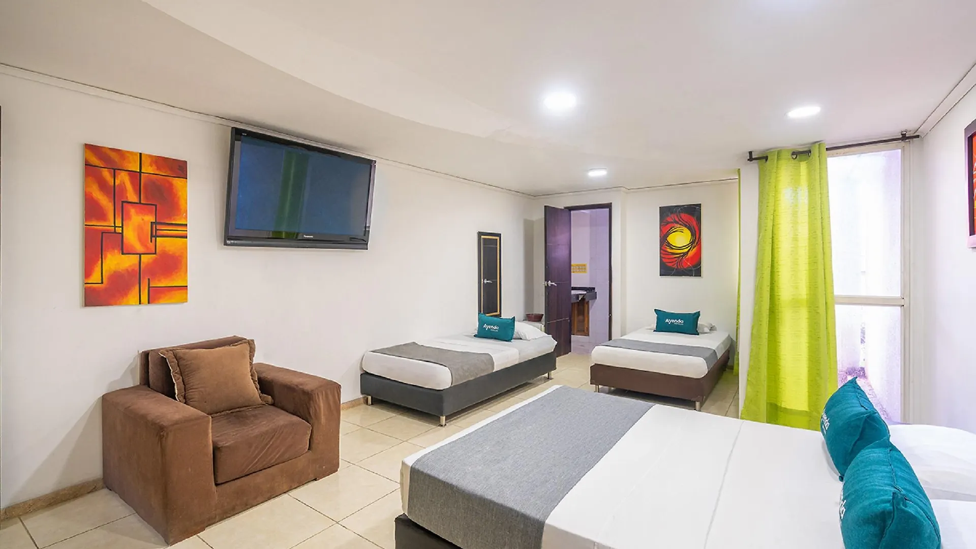 ***  Hotel Casa Blanca Laureles Medellin Colombia