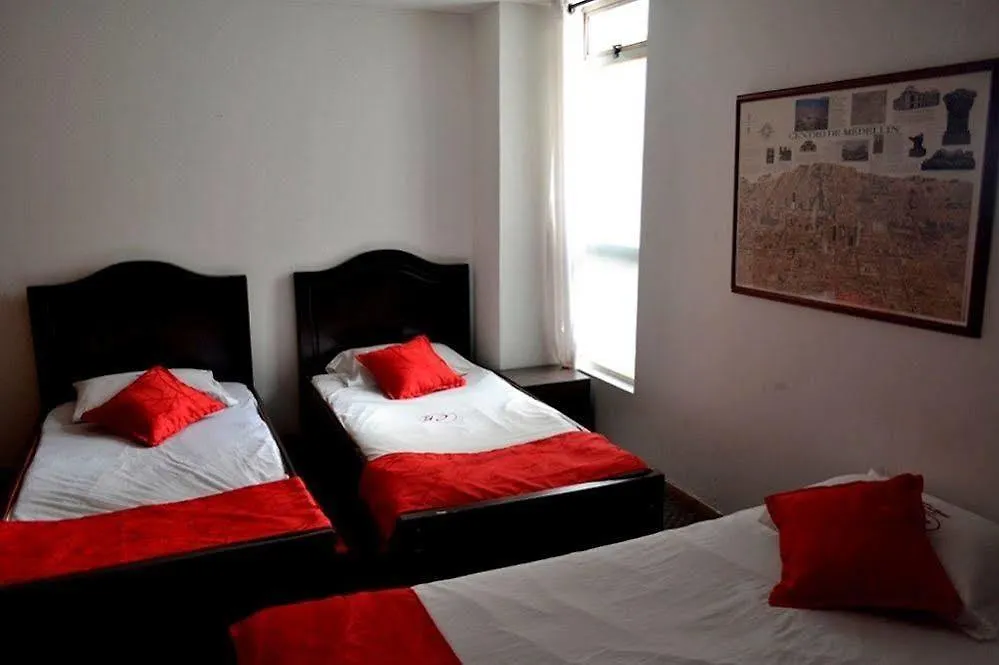 Hotel Casa Blanca Laureles Medellín 3*,